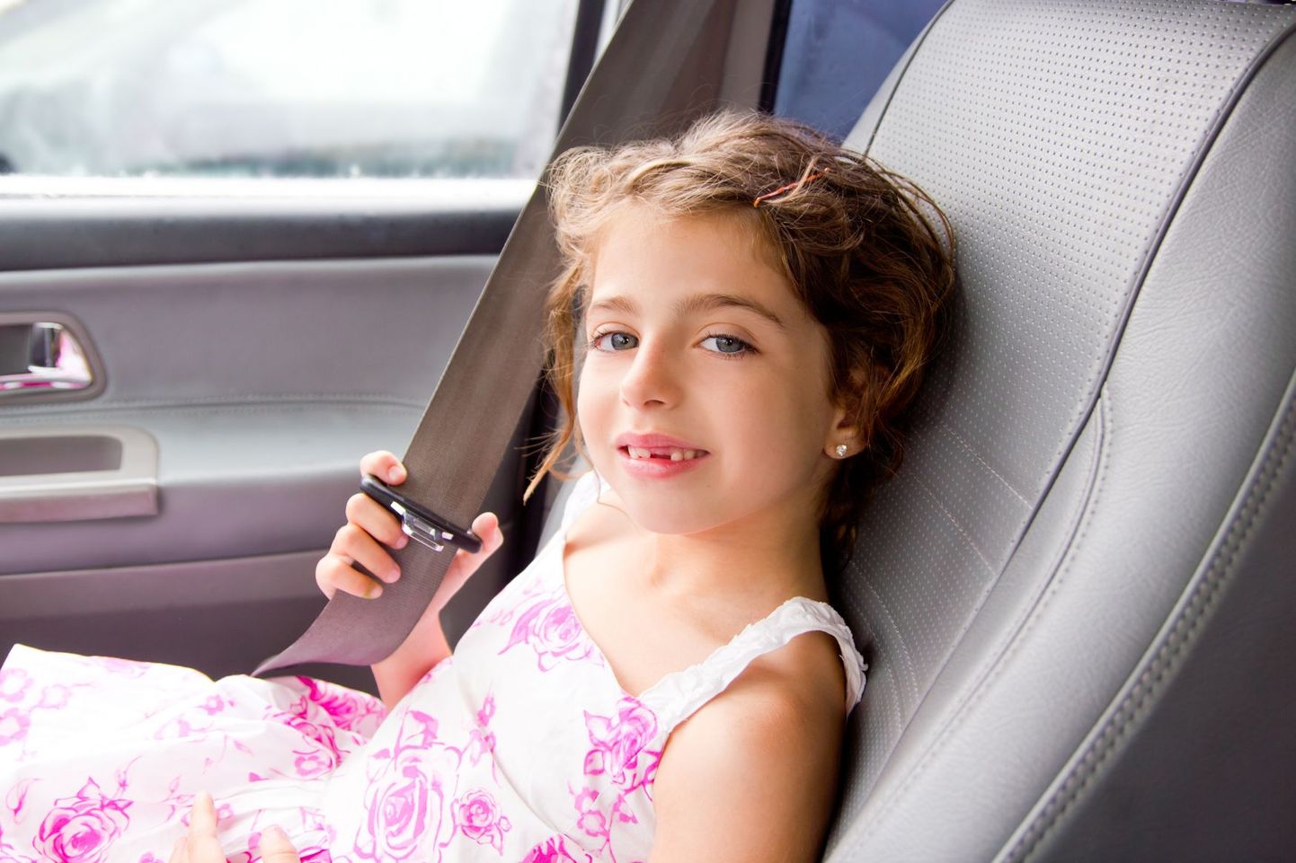 Lapsed peavad olema autos turvavööga õigesti kinnitatud.