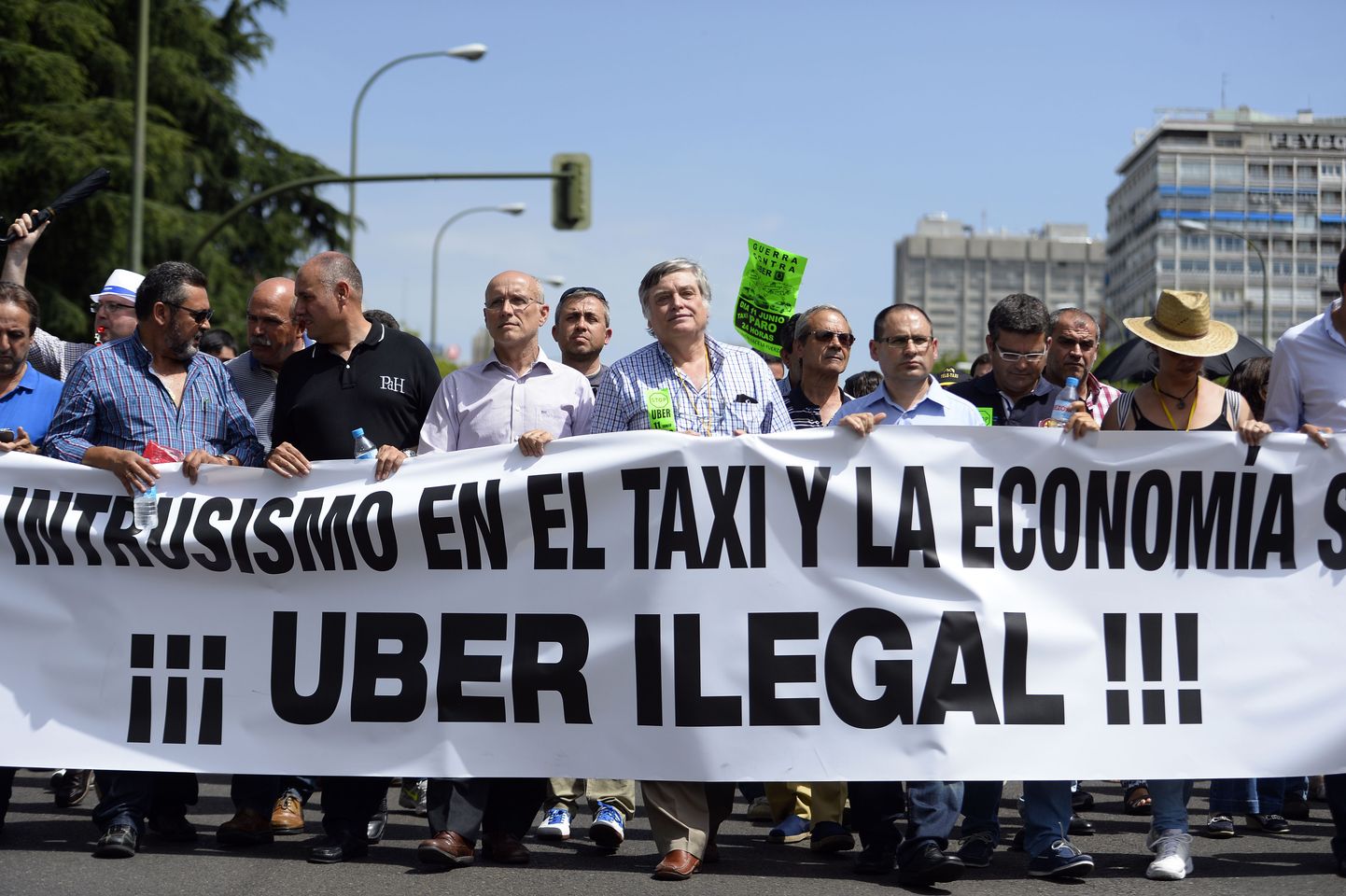 Hispaania taksojuhid on juba mitu aastat korraldanud Uberi-vastaseid streike.