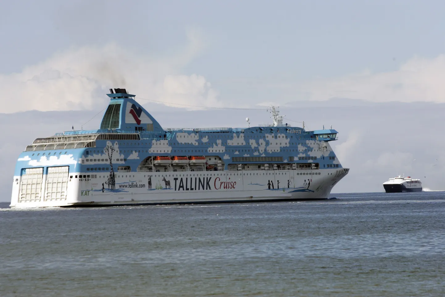 Паром Tallink Galaxy.