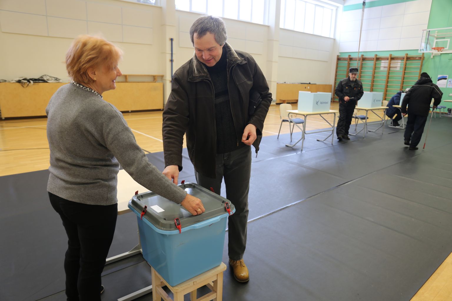 Valimispäeva hommik Võru linnas.