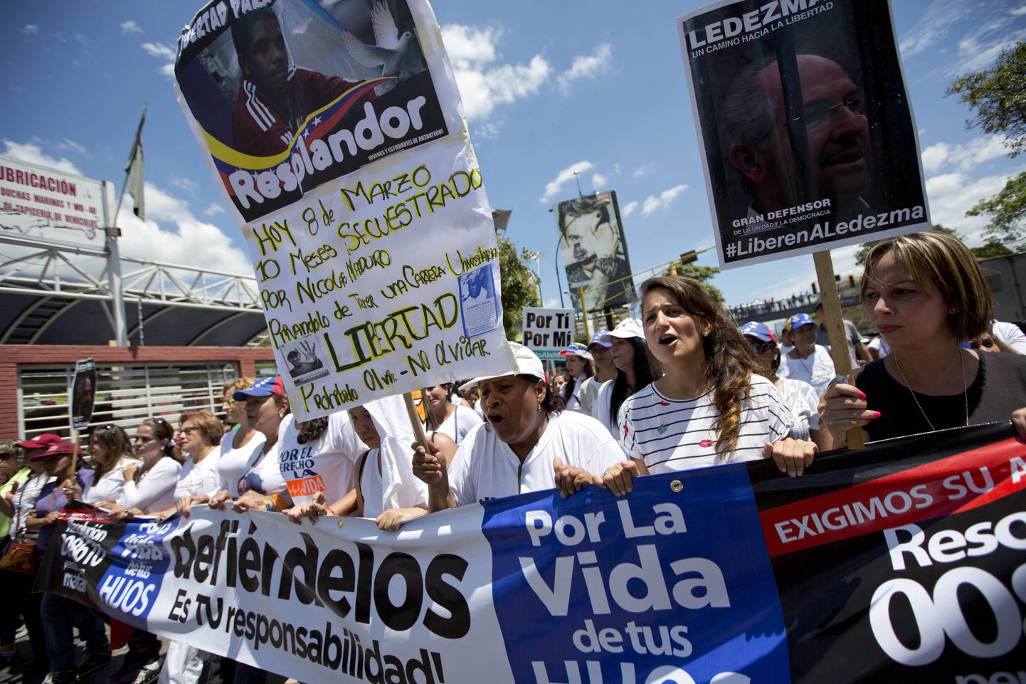 8 марта в Венесуэле прошел марш протеста против правительства.