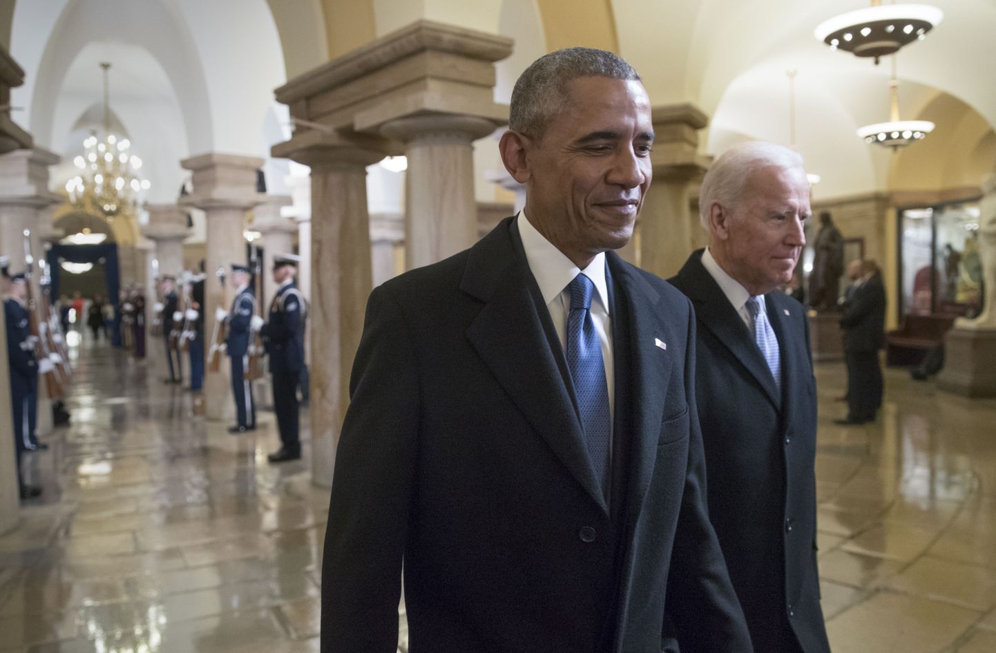 Endine president Barack Obama endise asepresidendi Joe Bideniga
