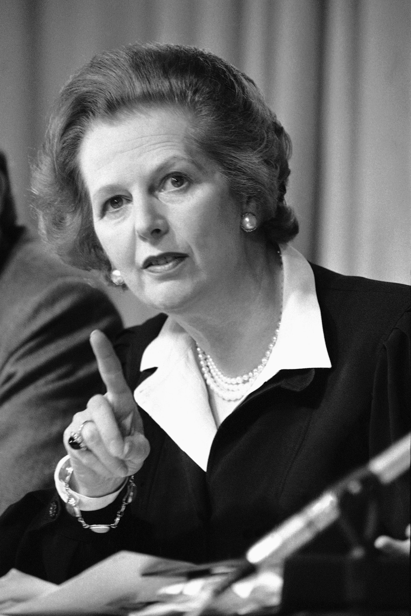 Suri endine Briti peaminister Margaret Thatcher.
