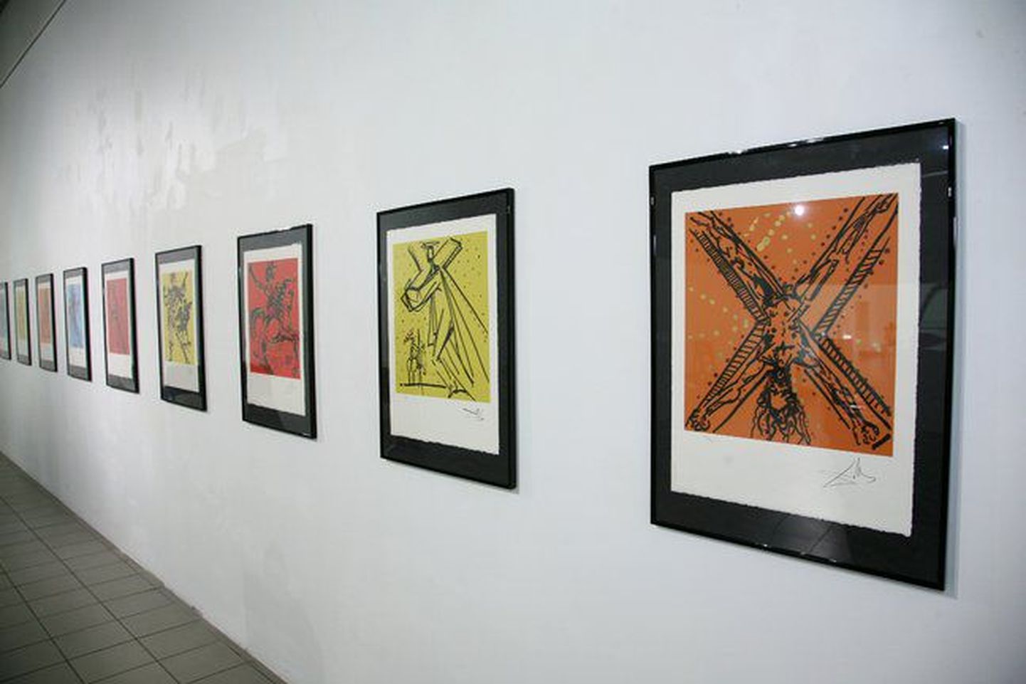Выставка работ Сальвадора Дали в Музее современного искусства.