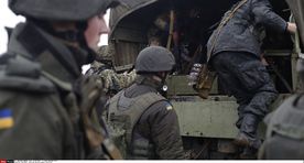 Украинские военные начали маневры на границе с Крымом