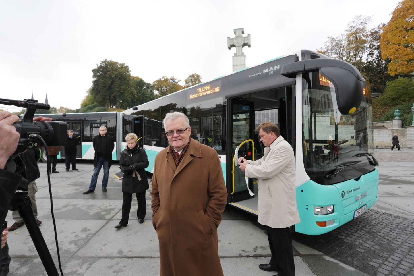Vabaduse väljakul esitles Tallinna Linnatranspordi AS uusi MAN tüüpi linnaliinibusse möödunud aastal.