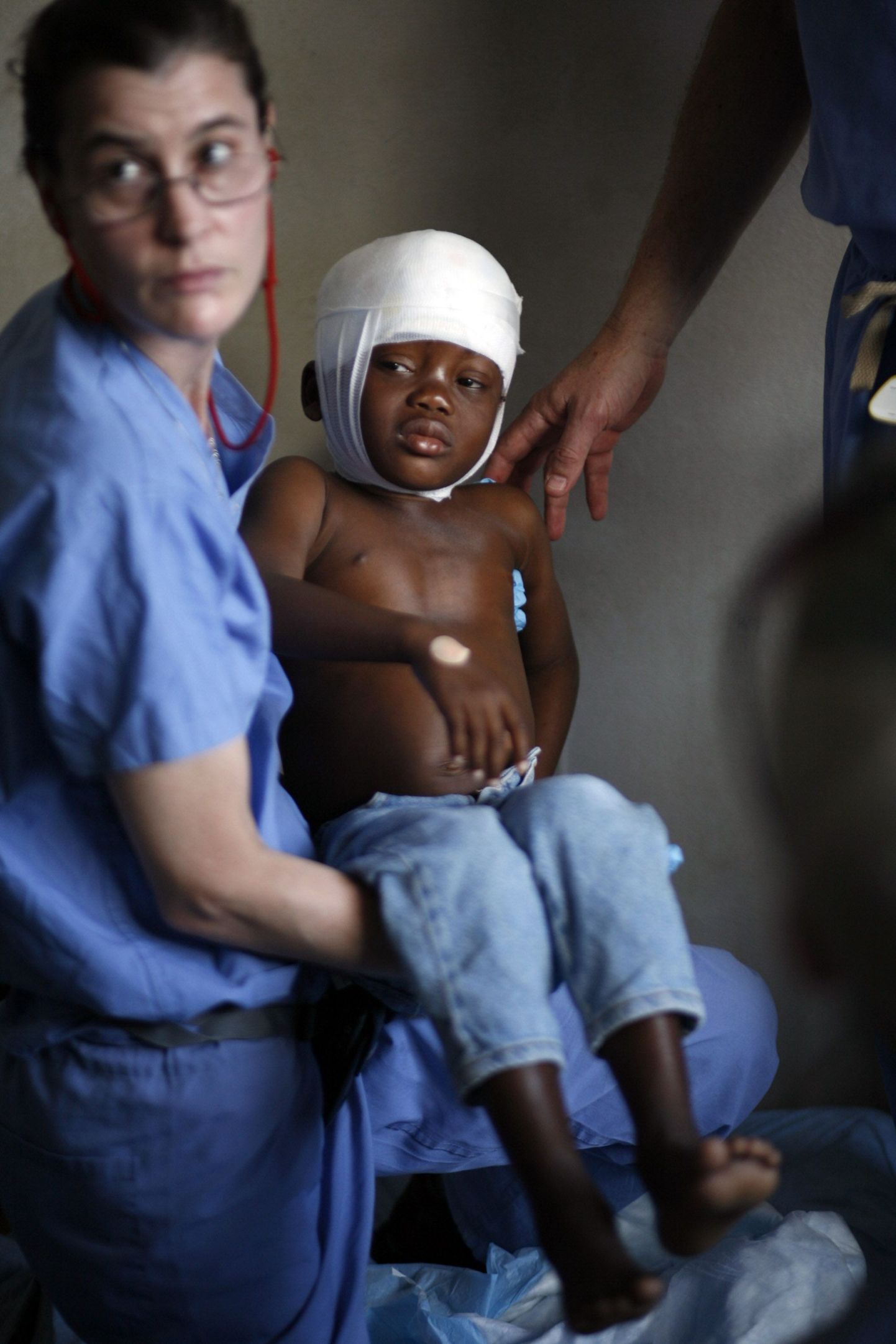 Vigastada saanud laps Haitil