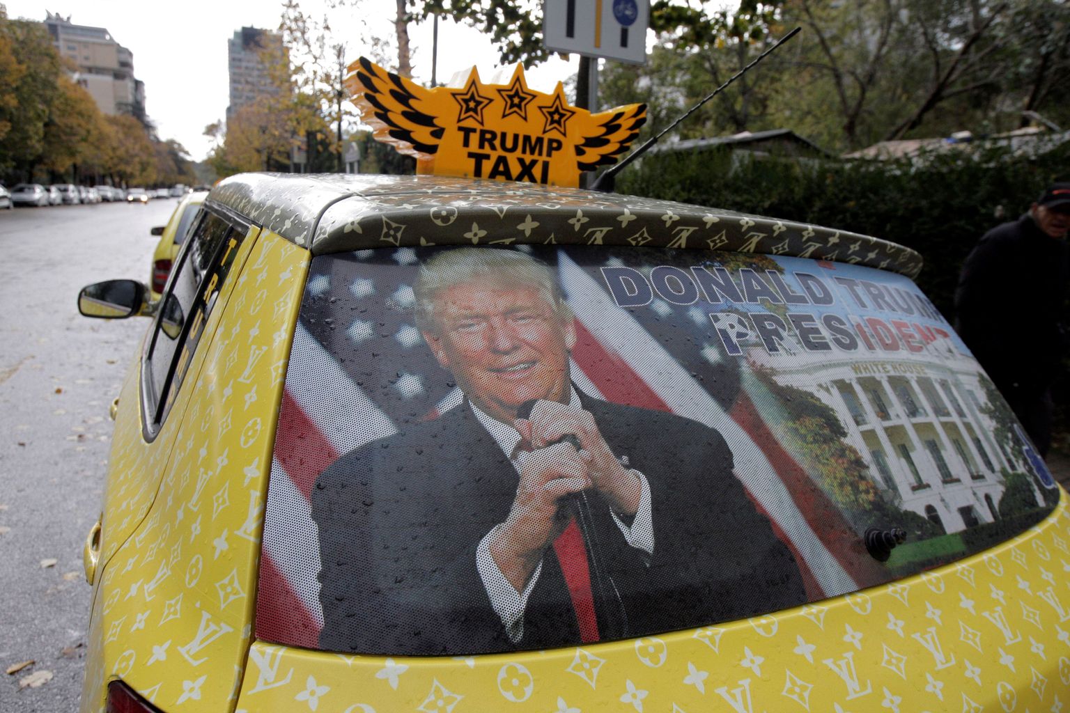 Donald Trumpi pilt taksol