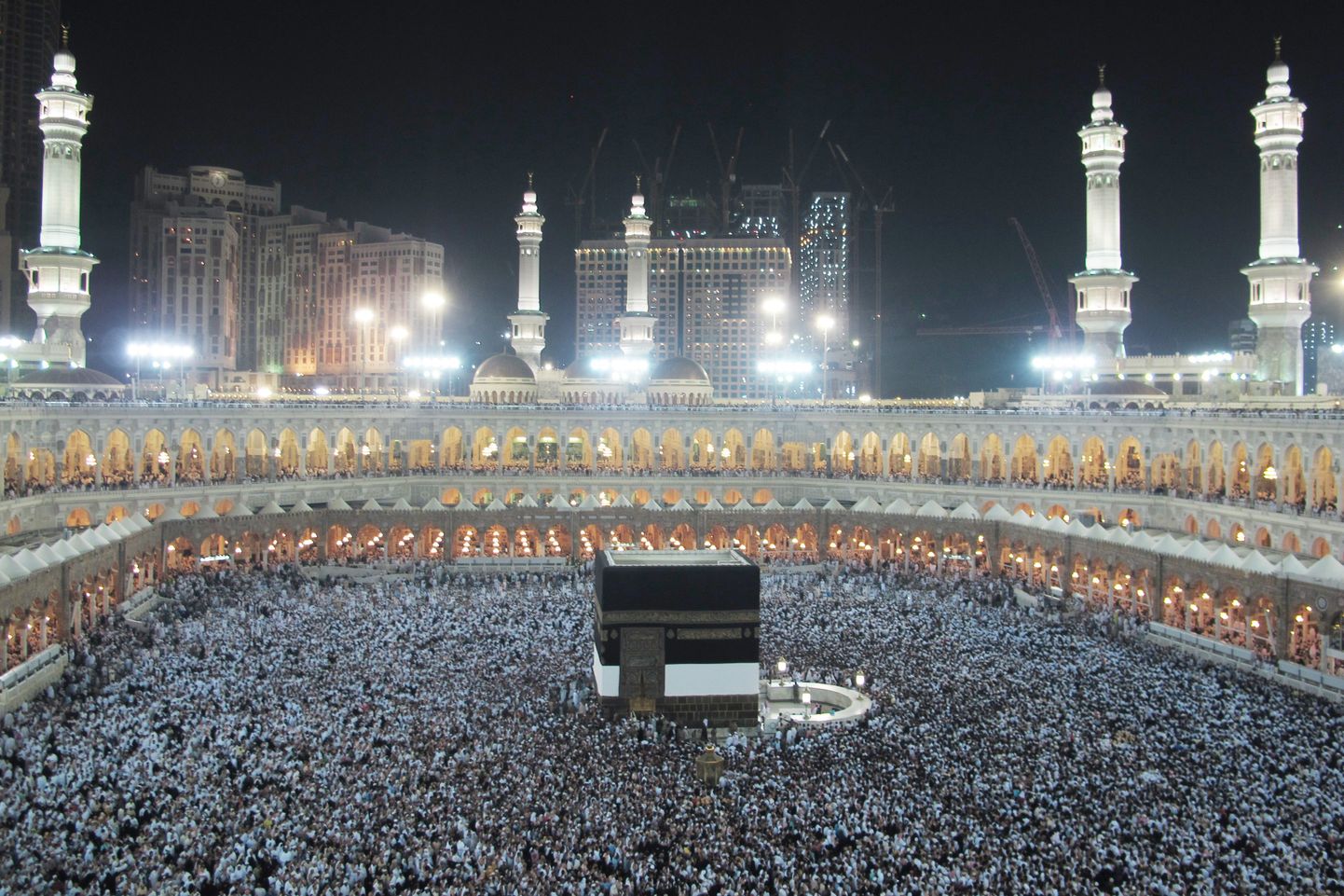 Mekasse kogunes üle kolme miljoni moslemi