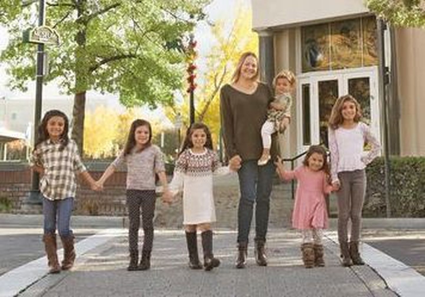 Lacey Dunkin ja tema kuus tütart