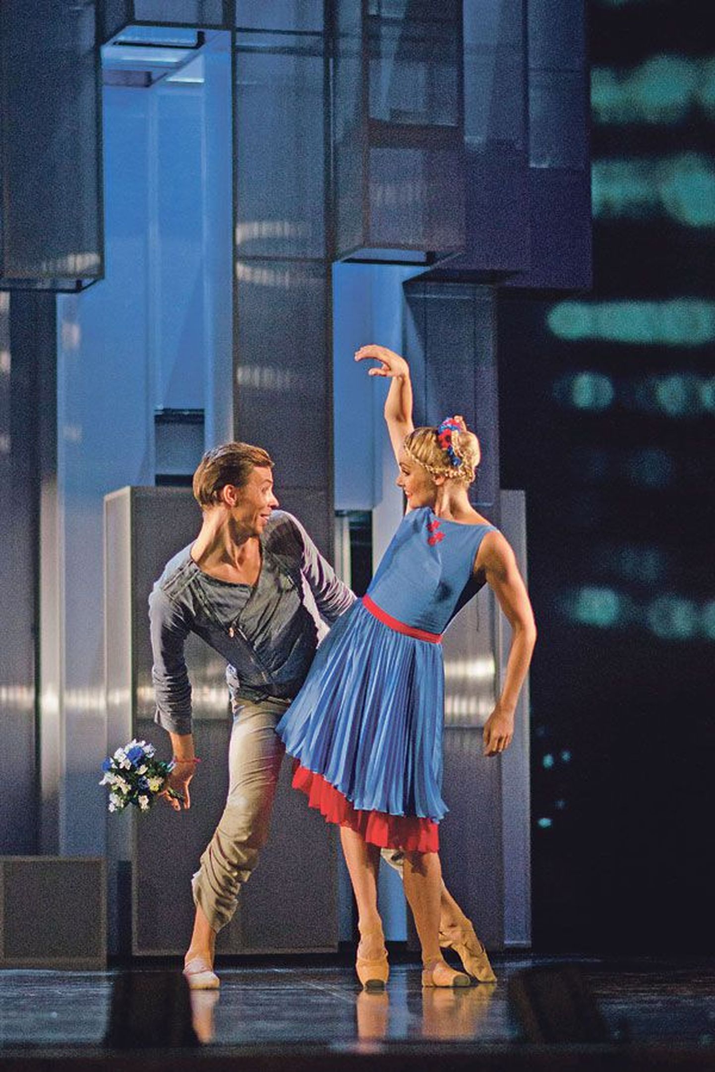 Сцена из балета «Кратт». Батрак – Евгений Гриб, Хозяйская дочь – Марика Муйсте.