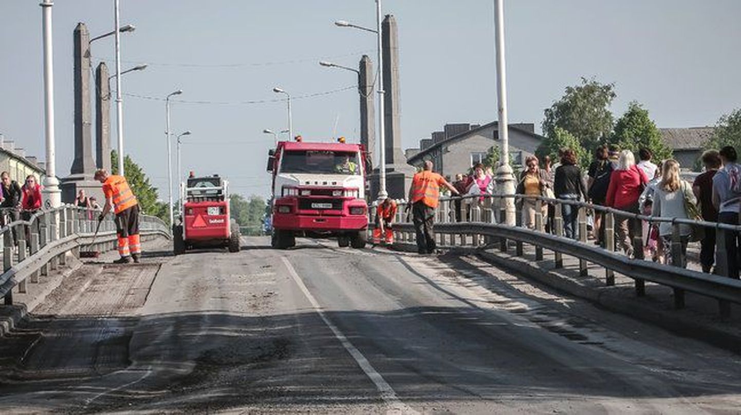 Ремонт моста в Пярну
