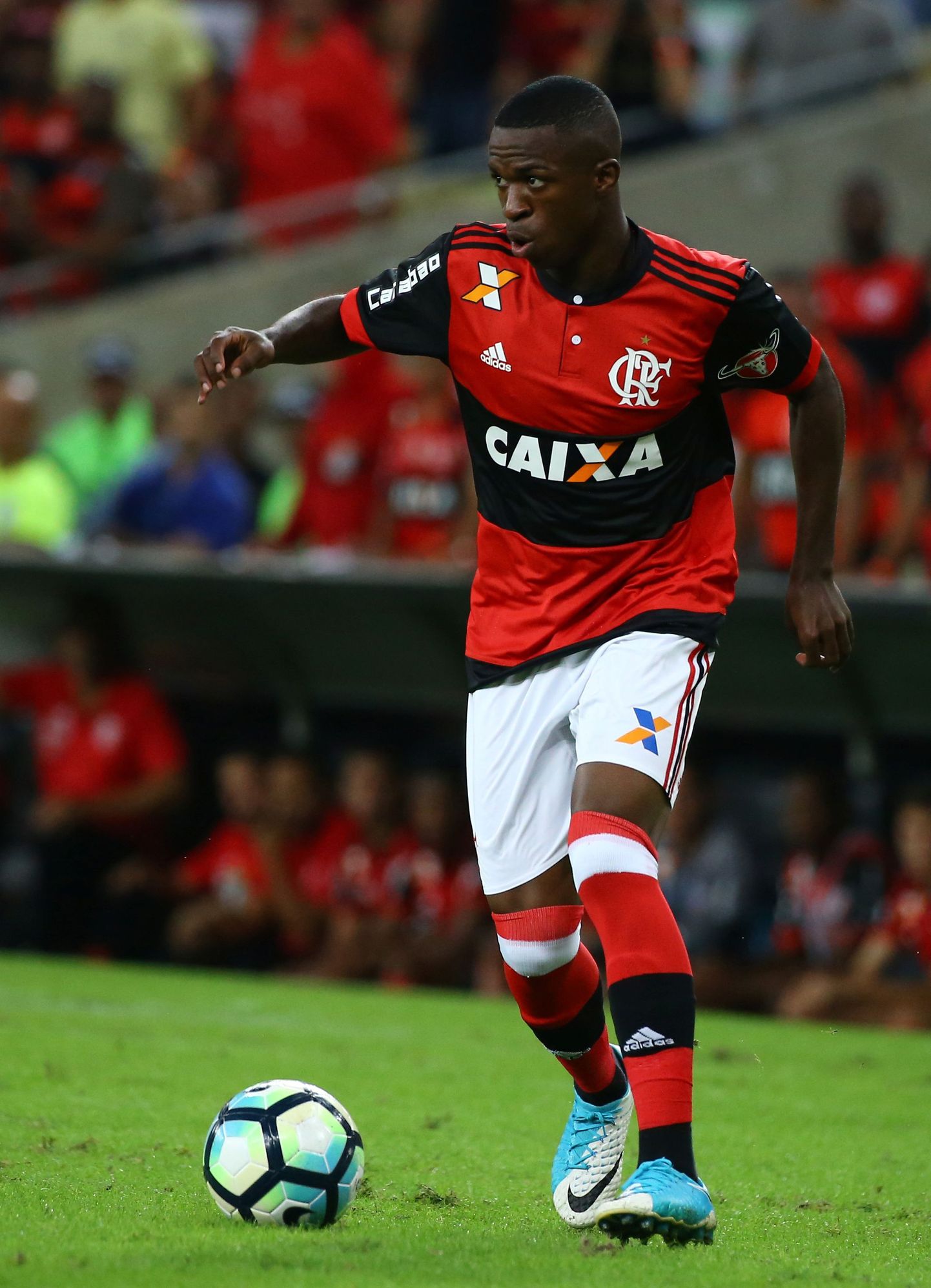 Vinicius Junior koduklubi Flamengo särgis.