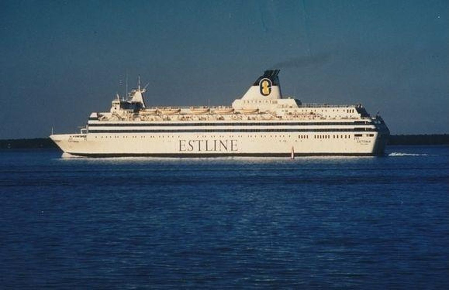 Parvlaev Estonia reklaamfotol.