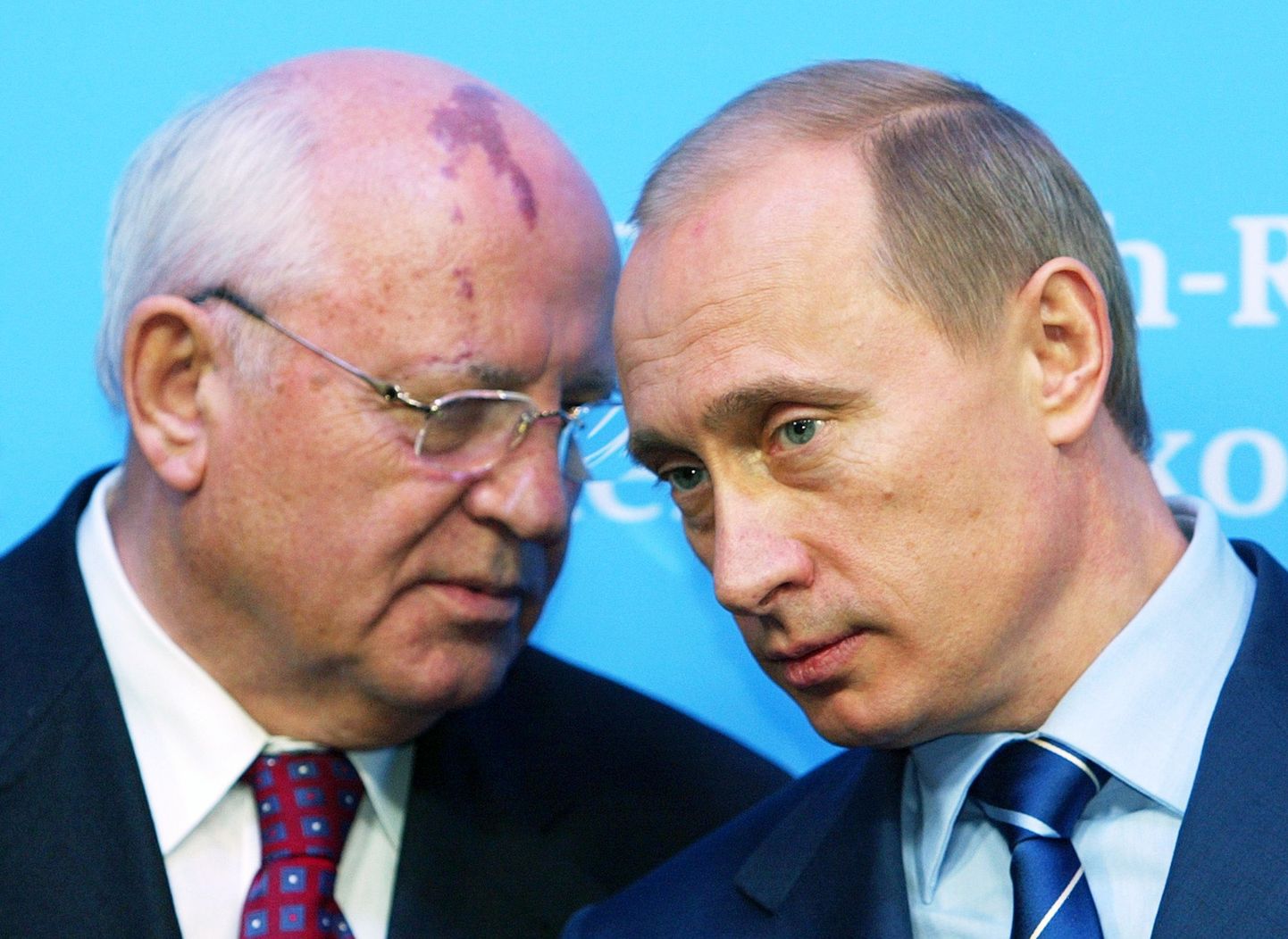 Mihhail Gorbatšov ja Vladimir Putin 2004. aastal.