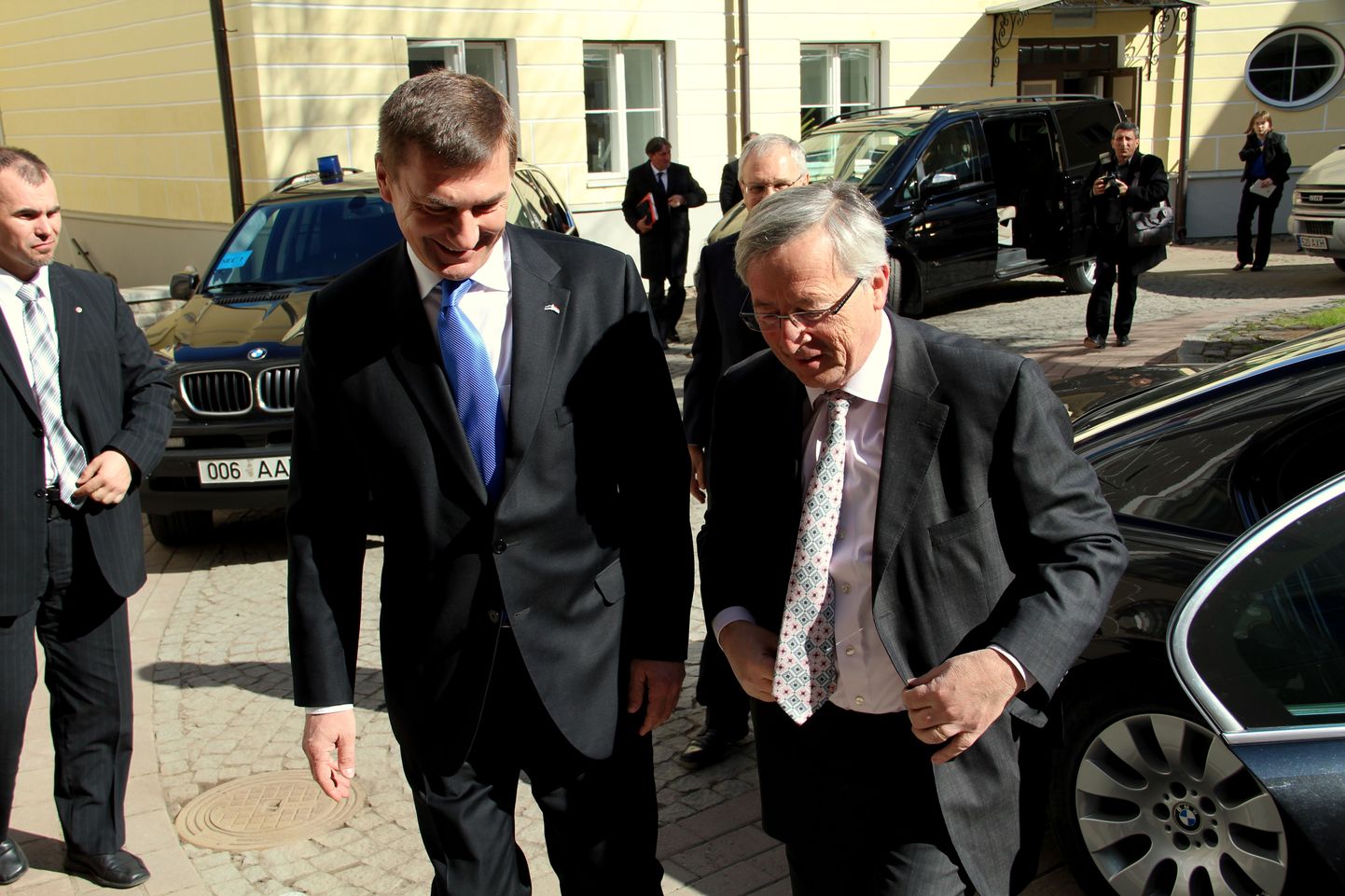 Премьер-министр Эстонии Андрус Ансип со своим люксембургским коллегой Жаном-Клодом Юнкером.