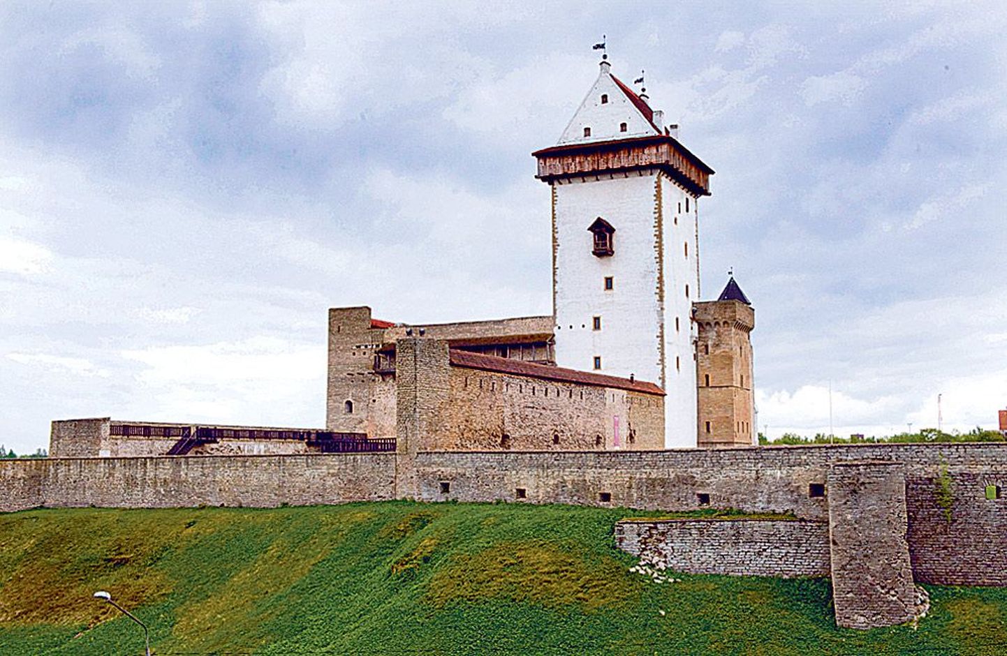 Hermanni linnus Narvas.