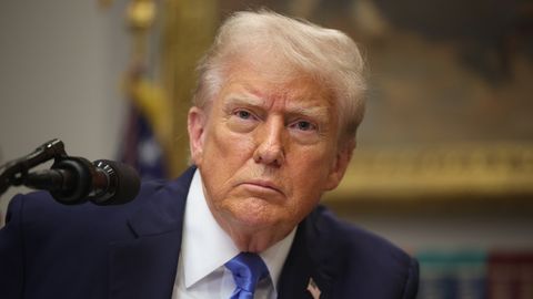 Трамп огорчен нежеланием Путина прекратить войну против Украины