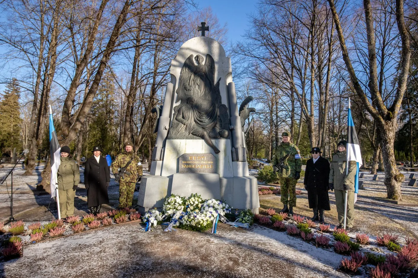 Pärnu Alevi kalmistul meenutatakse Tartu rahu sündi.