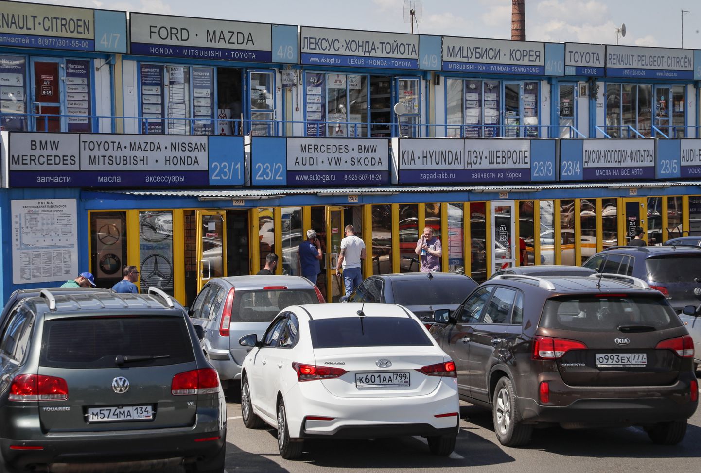 Auto varuosade turg Moskvas 2022. aasta juunis, neli kuud pärast Ukraina ründamist.