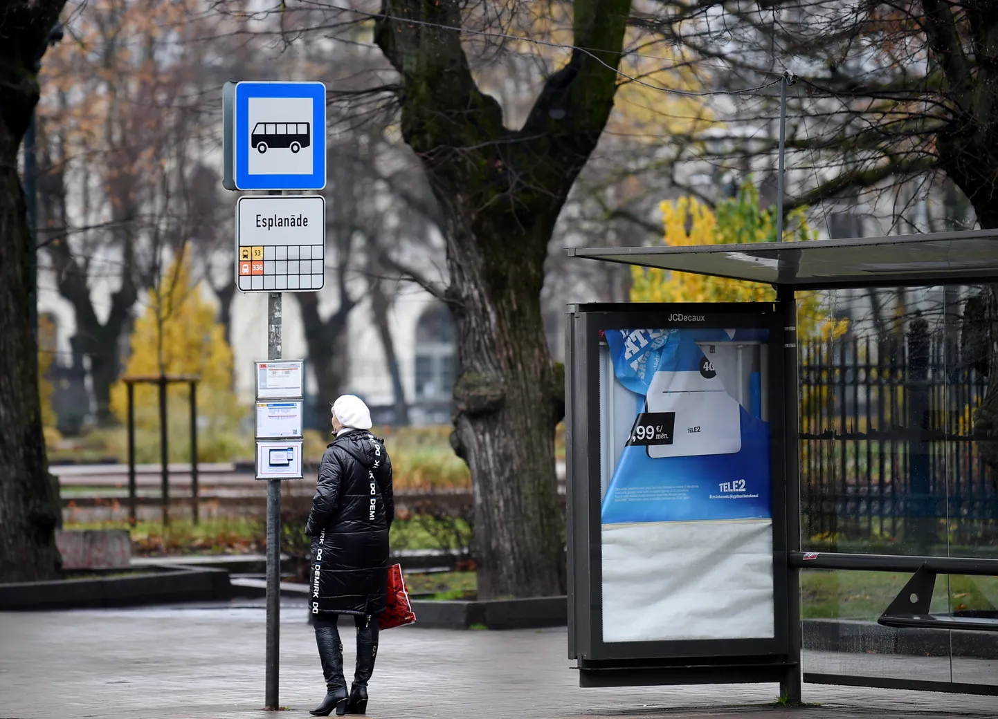 Sabiedriskā transporta vadītāju slimošanas dēļ veiktas izmaiņas sabiedriskā transporta reisos Rīgā.