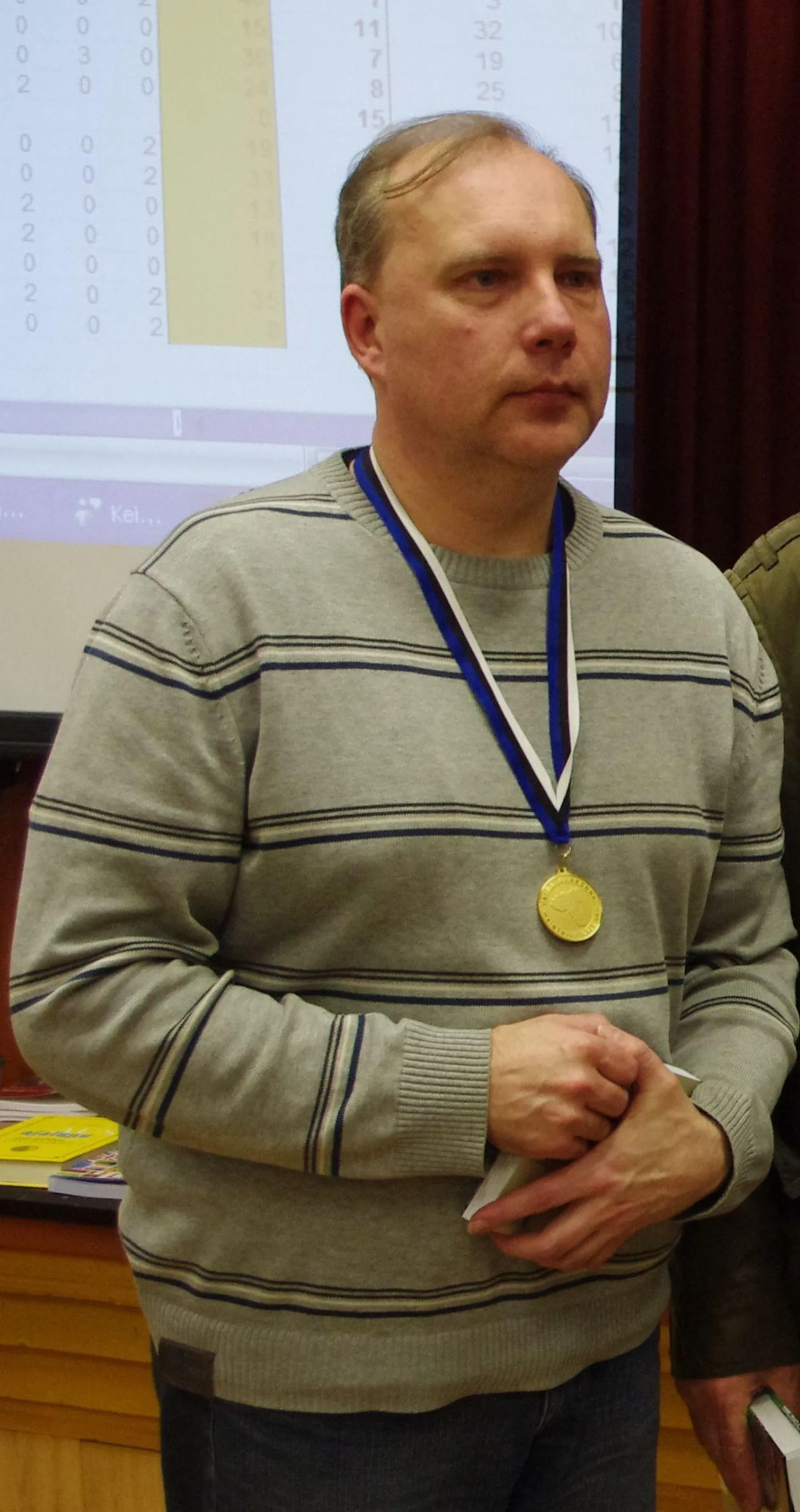 Uue asutuse direktor on senine Otepää linnaraamatukogu juhataja Kaido Mägi, kes on tuntud ka kui staažikas mälumängur.  Arhiiv / Valgamaalane