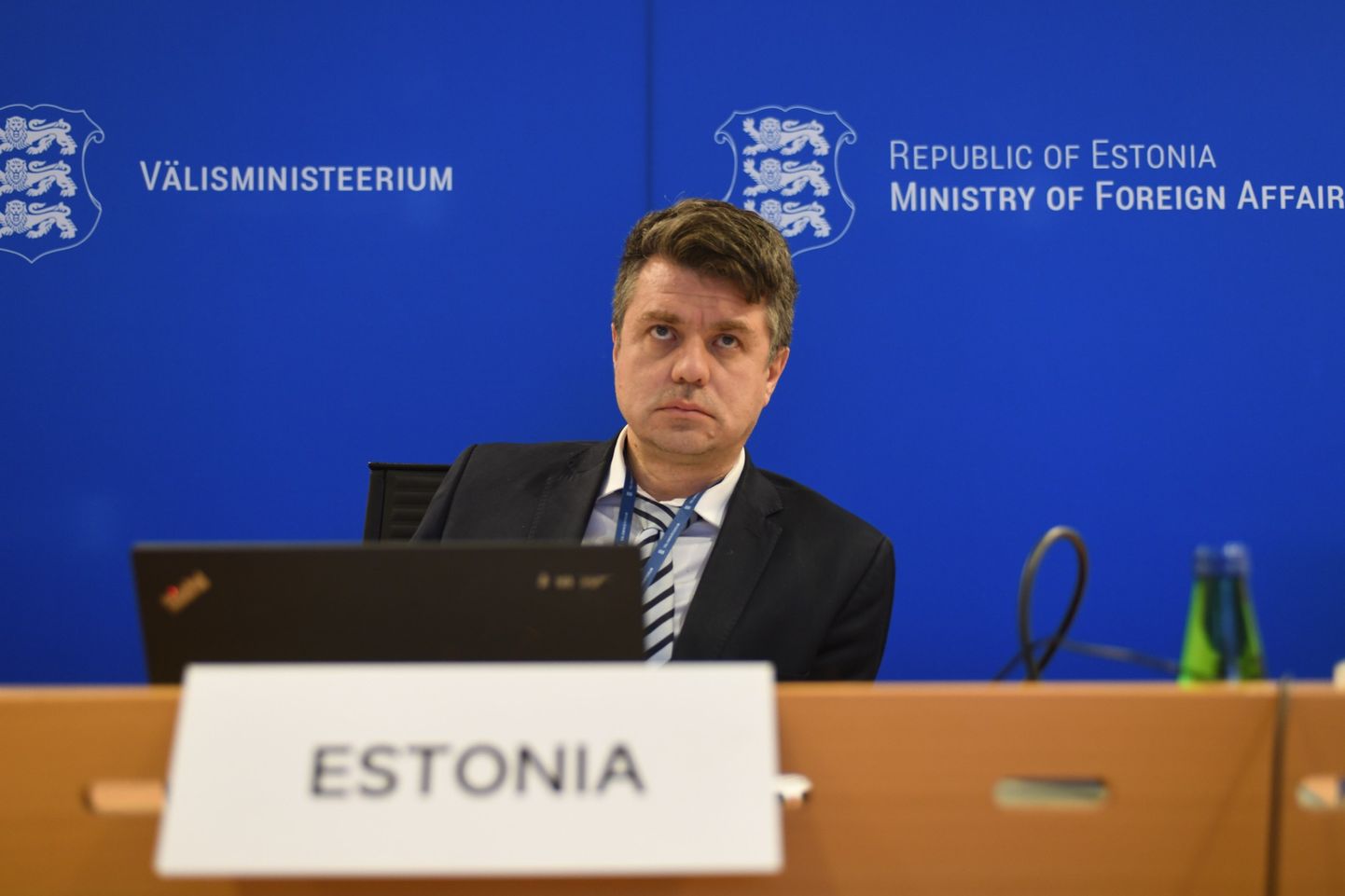 Välisminister Urmas Reinsalu EL-i videokohtumisel.