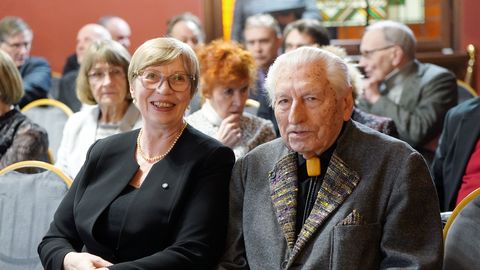 Rakstnieks Ēriks Hānbergs atklāj diagnozi, kas viņa dzīvē sagādājusi ne vienu vien kuriozu brīdi