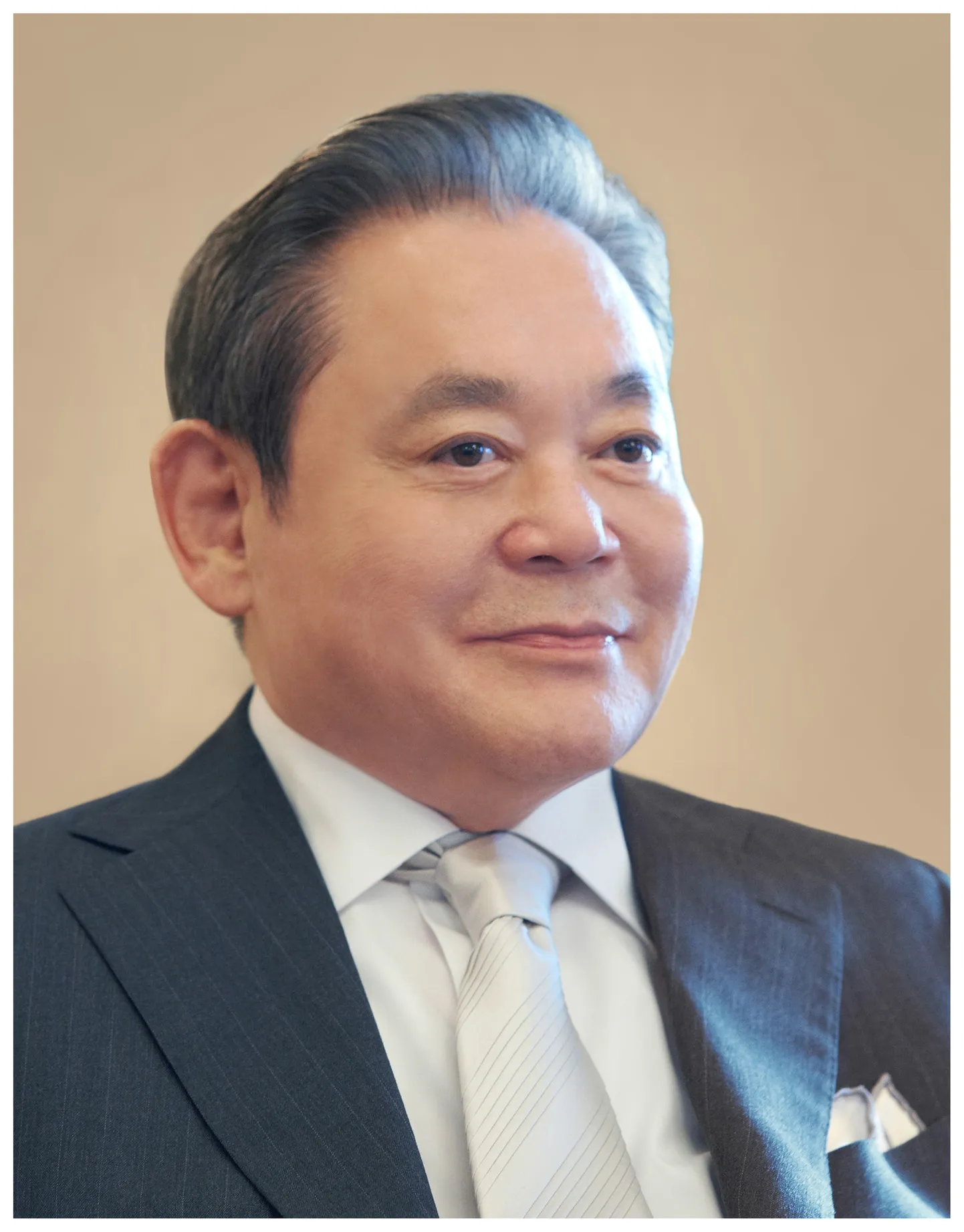 Lee Kun-hee.