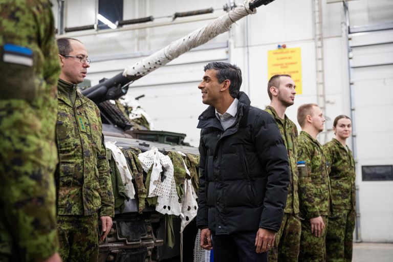 British Prime Minister Rishi Sunak visits soldiers in Tapa; talking to Estonian servicemen.