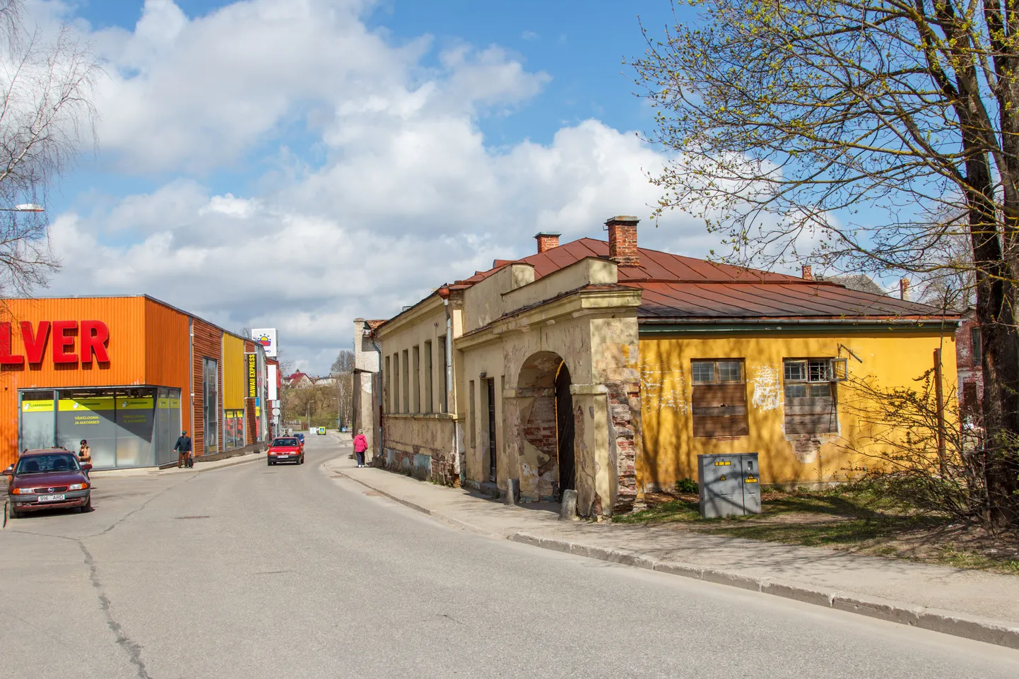 Valga vanalinna süda on ajalooline 8. kvartal (pildil paremal)