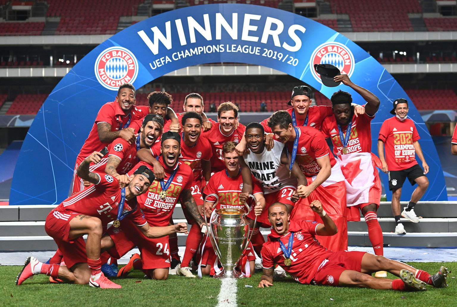 "Бавария" в шестой раз выиграла Лигу чемпионов УЕФА.