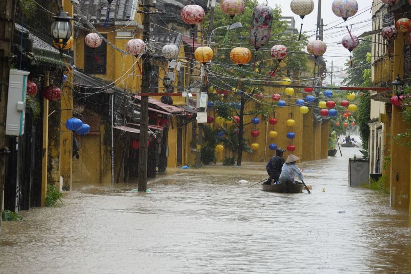 Üleujutatud linn vietnamis.