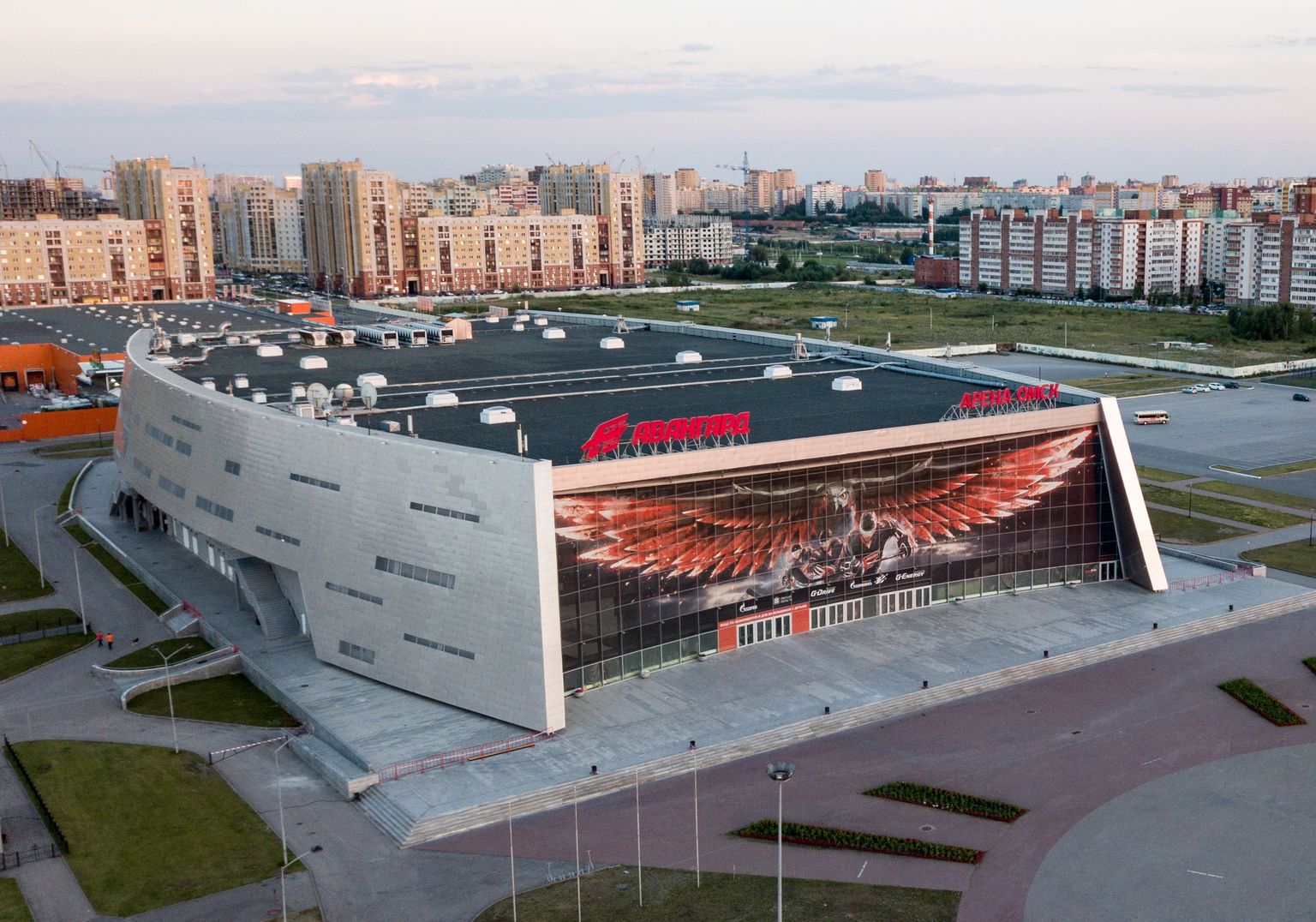 Нова арена фото. Ледовая Арена Авангард Омск. Стадион Омск Арена. Хоккейная Арена в Омске. Стадион хк Авангард Омск.