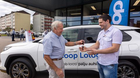 Фото ⟩ «Фортуна улыбнулась в нужный момент»: житель Эстонии выиграл в лотерею автомобиль