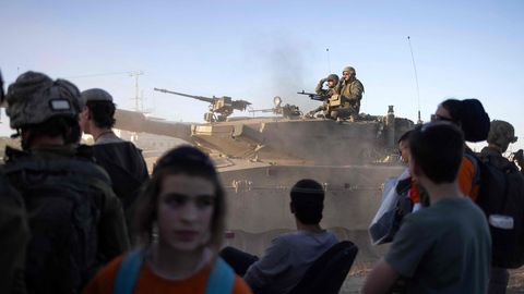 Iisrael lubab Gazale ajutist abi läbi põhjapiiri