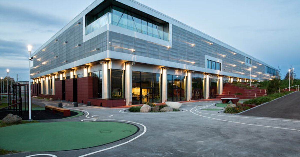 Tallinna riigigümnaasiumid alustavad taas õpilaste vastuvõttu