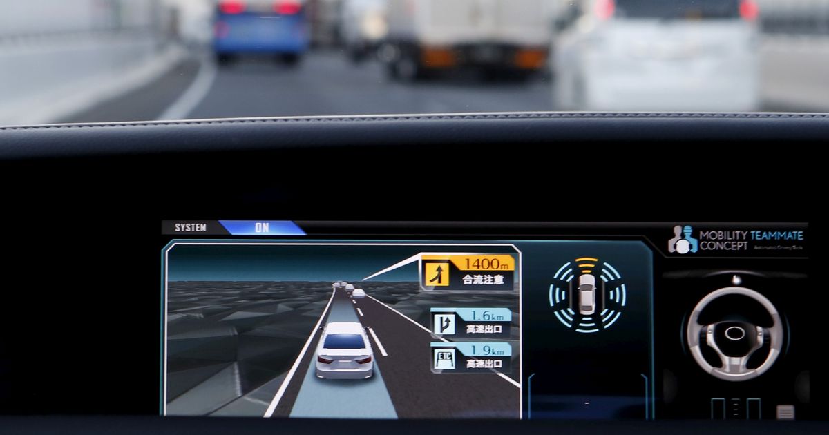 Insenerid demonstreerisid, kuidas isejuhtivaid sõidukeid on võimalik väga lihtsalt hulluks ajada