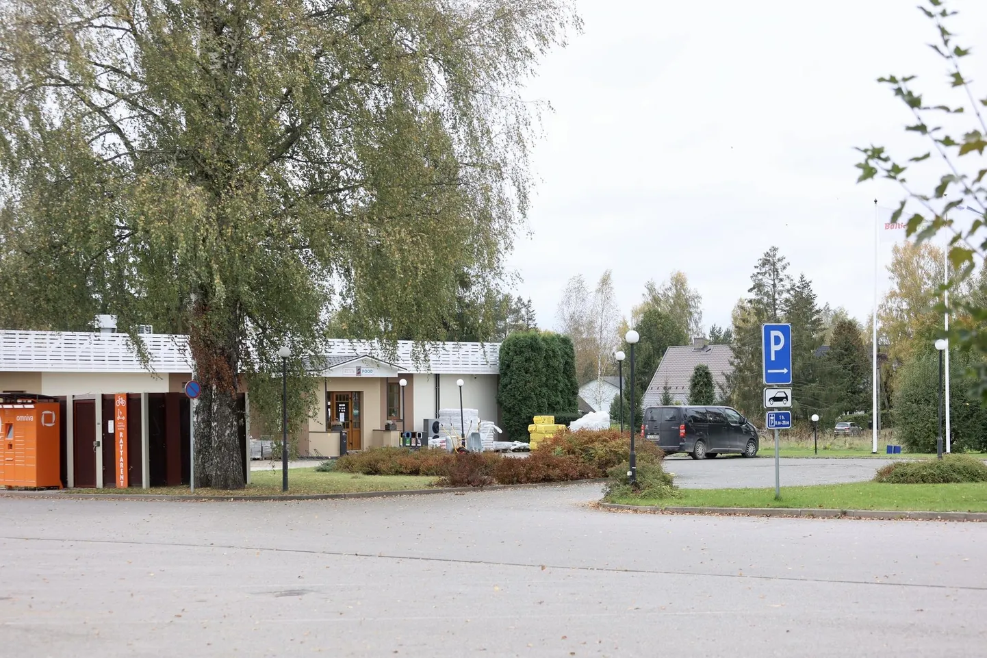 Häiriv juhtum leidis aset Sangaste keskuses asuva kaupluse parklas.