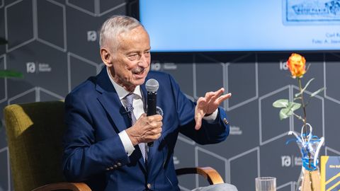 Suri endine peaminister Siim Kallas