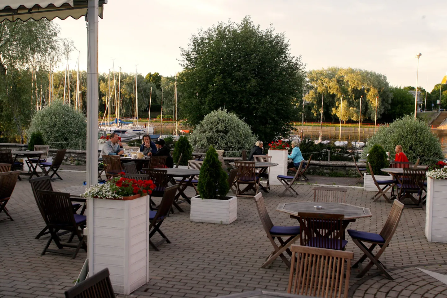 Kalevi Jahtklubi restoran.