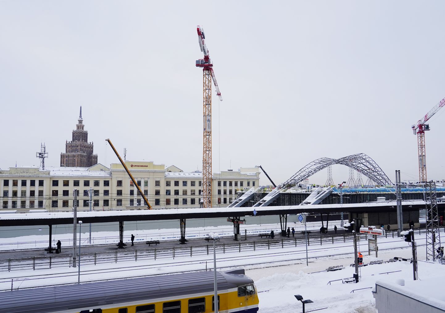 "Rail Baltica" būvdarbi pie Centrālās dzelzceļa stacijas.