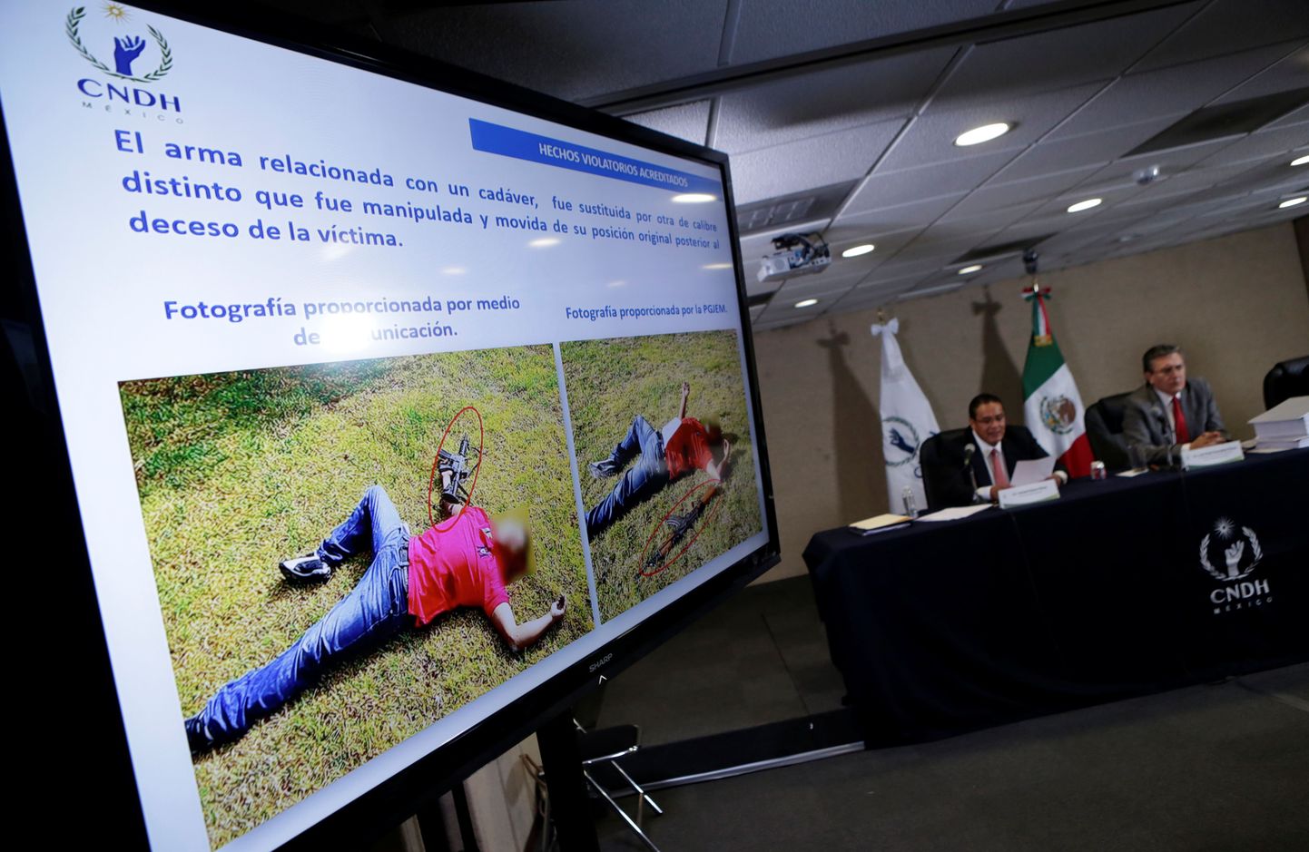 Mehhiko inimõiguslaste neljapäevane pressikonverents narkoreidist Tanhuatos.