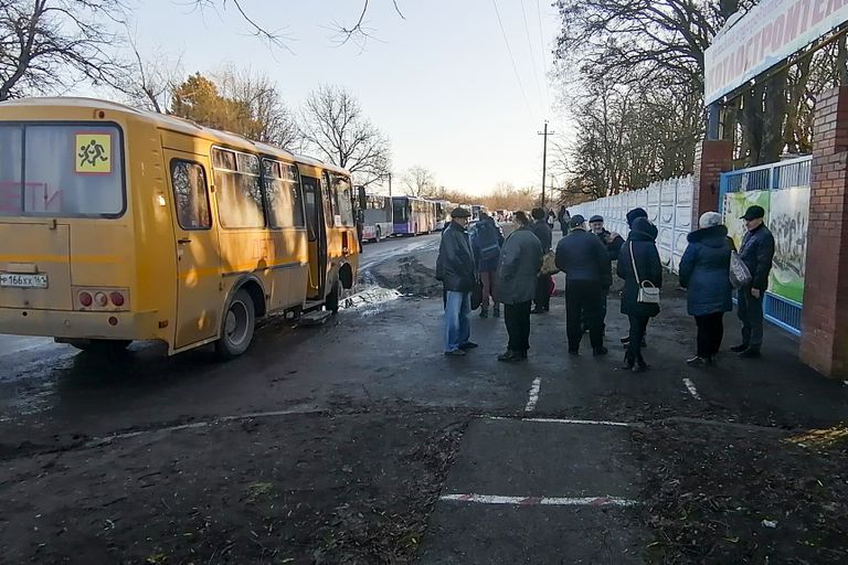 Беженцы из Донецка прибыли в Ростов-на-Дону