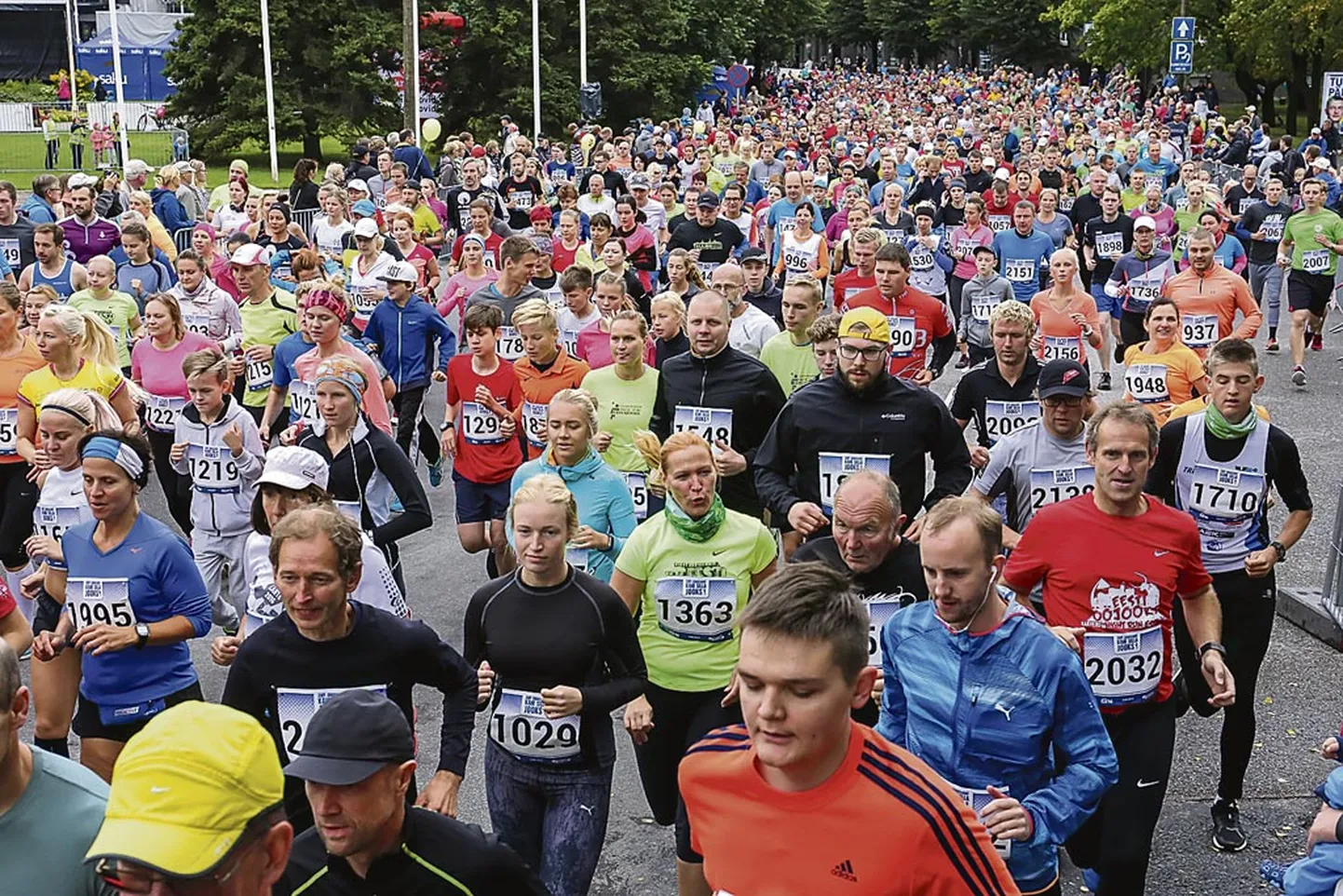 Et rahvamassid jõuaksid teie korraldatavale spordiüritusele, tasuks sündmus varakult spordi­kalendrisse kirja panna. Fotol Jüri Jaansoni kahe silla jooks.