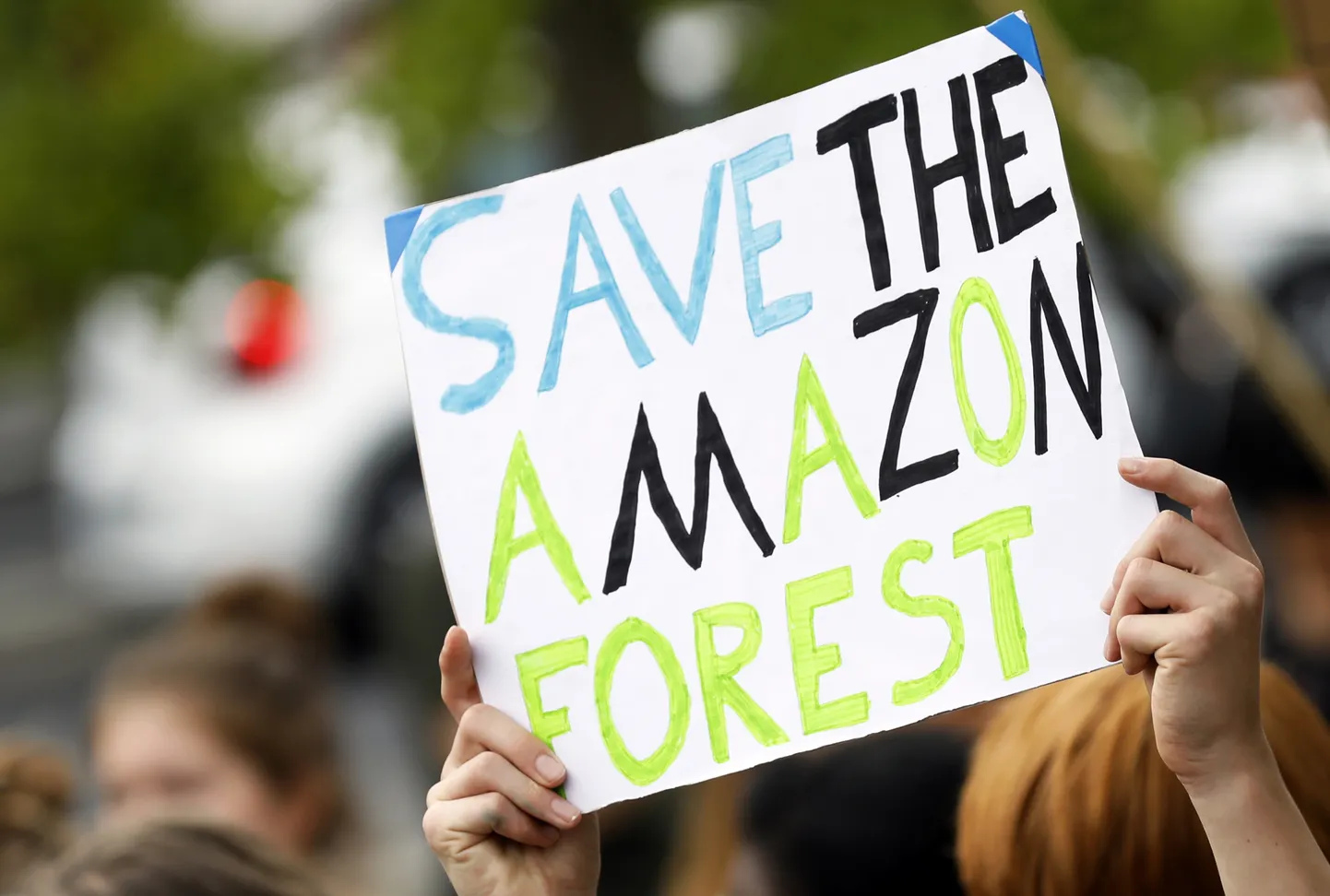 Protesti pret klimata izmaiņām Berlīnē.