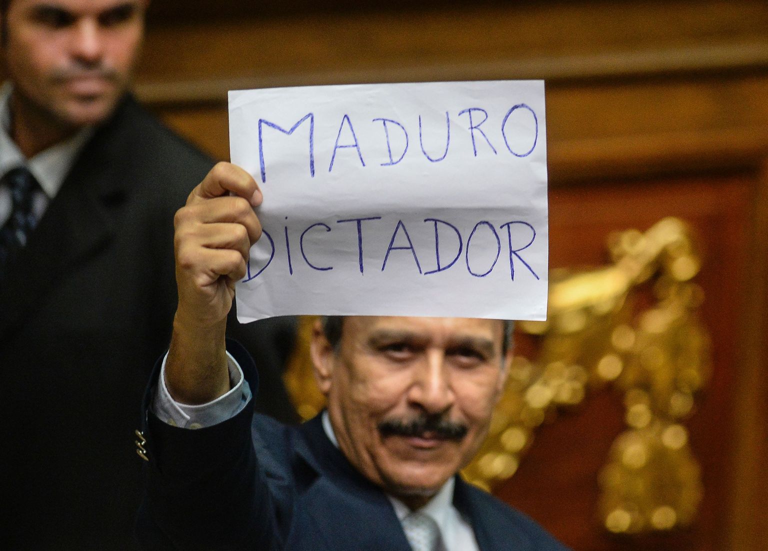 Venezuela parlamendi pühapäevase erakorralise istungi ajal.