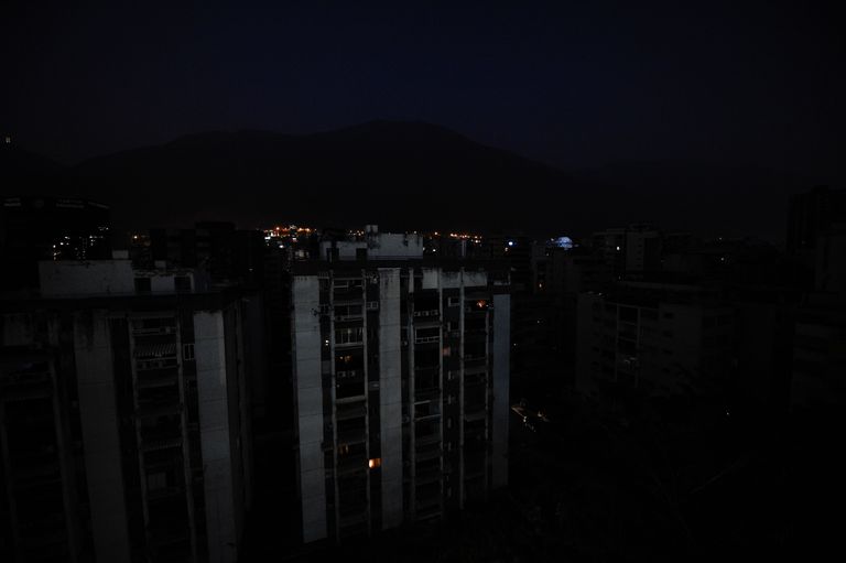 Pimedad elamud Caracase Los Palos Grandesi linnaosas.