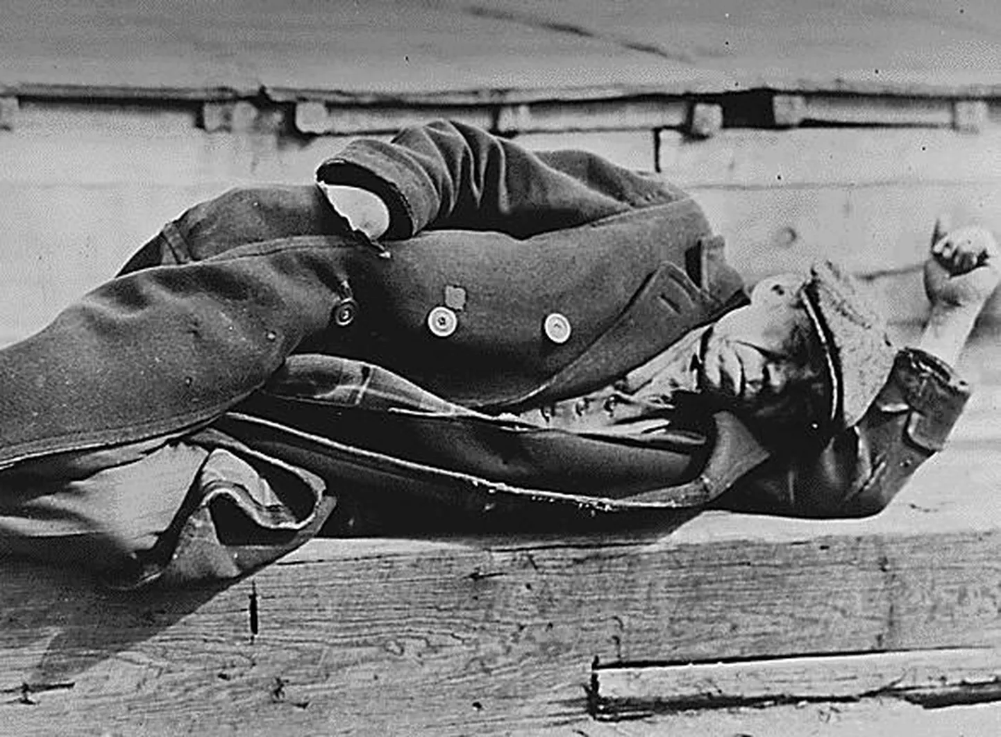 Töötu mees suure majanduskriisi ajal New Yorgi tänaval 1935.
 