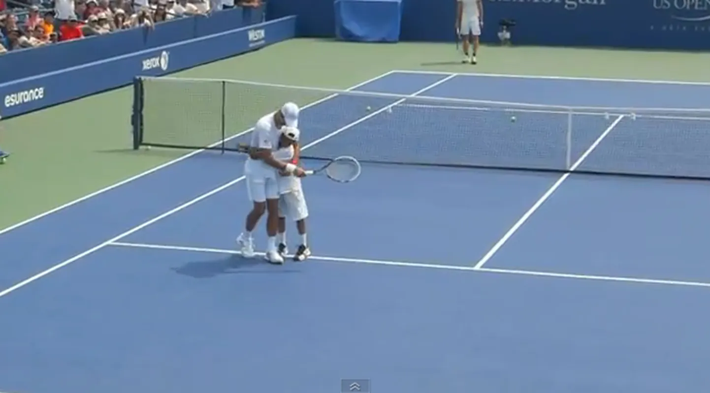 Novak Djokovic oma noore fänniga.